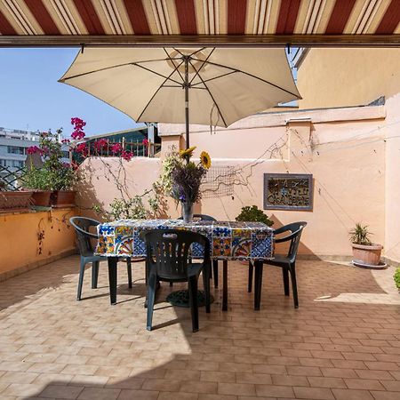 Apartament Carola'S Terrace / La Terrazza Di Carola Rzym Zewnętrze zdjęcie